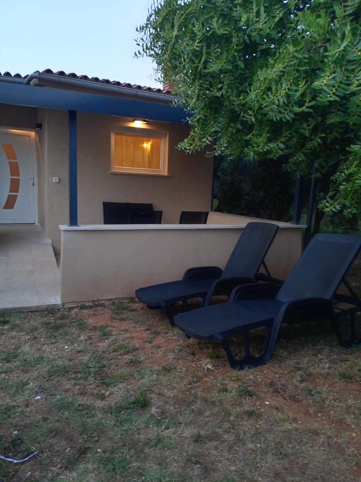 House For Rent Ulika Villa Valbandon Exterior foto